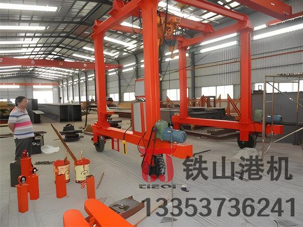 江蘇蘇州輪胎式集裝箱龍門吊廠家起重機港口效率倍增器